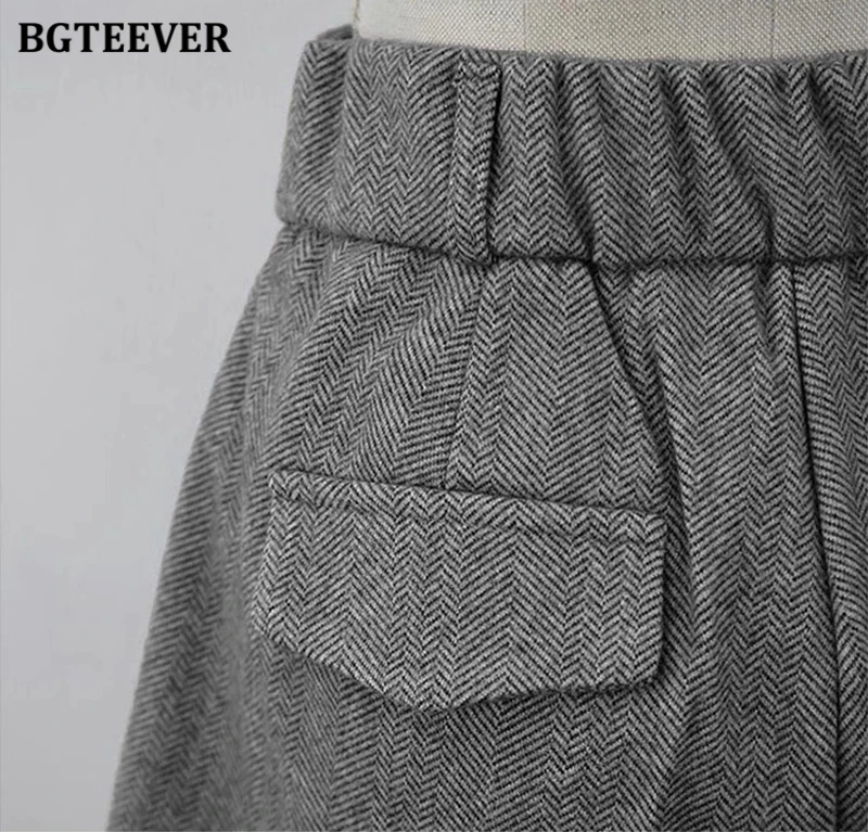 BGTEEVER Casual High Waist Pockets Female Wide Leg Woolen Shorts Autumn Winter Thicke Warm Loose Women Shorts
