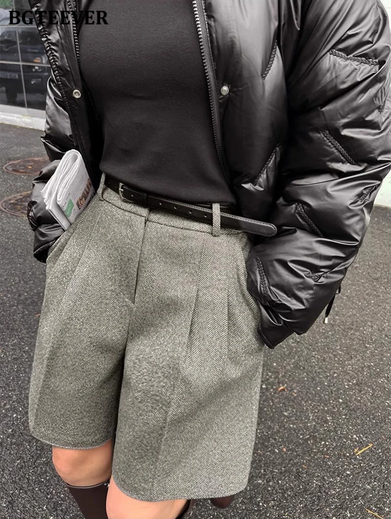 BGTEEVER Casual High Waist Pockets Female Wide Leg Woolen Shorts Autumn Winter Thicke Warm Loose Women Shorts