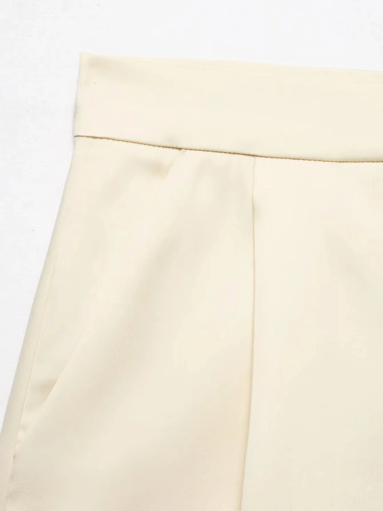 KONDALA Vintage Casual Chic Women Shorts Chic Yellow Lace Pockets Zipper Shorts New Fashion 2026 Spring Summer Holiday Shorts