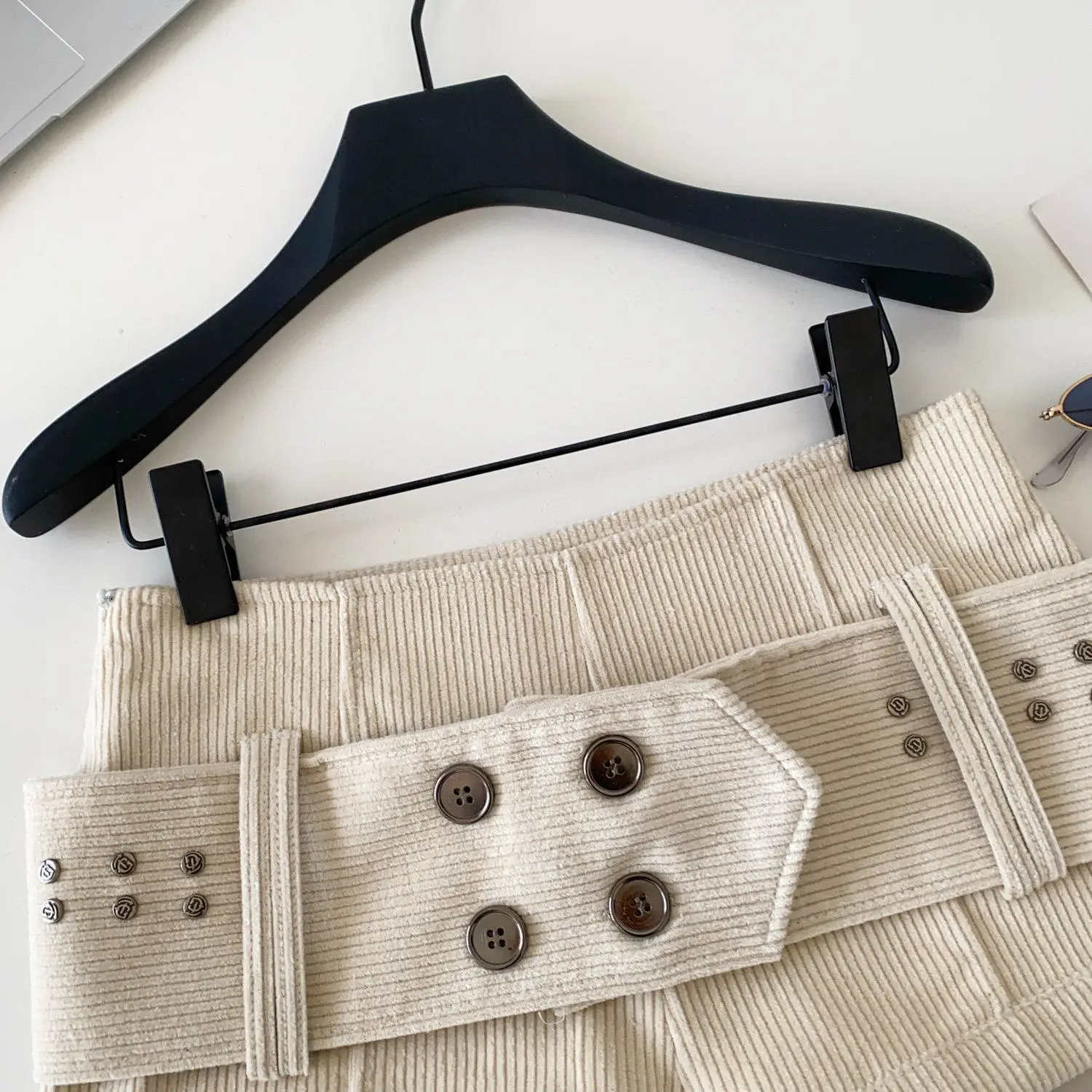 American Retro Corduroy Shorts Women Button Sashes Design Autumn Low Waist Sensual Streetwear Hot Girl Mini Shorts