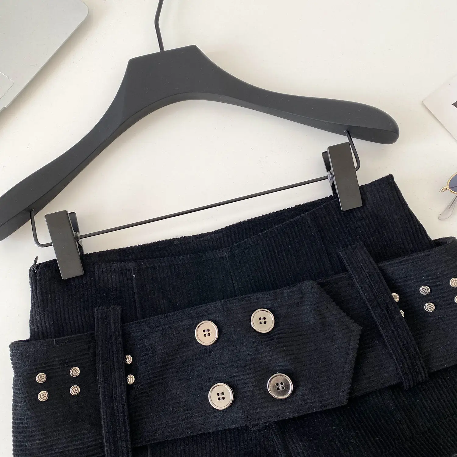 American Retro Corduroy Shorts Women Button Sashes Design Autumn Low Waist Sensual Streetwear Hot Girl Mini Shorts