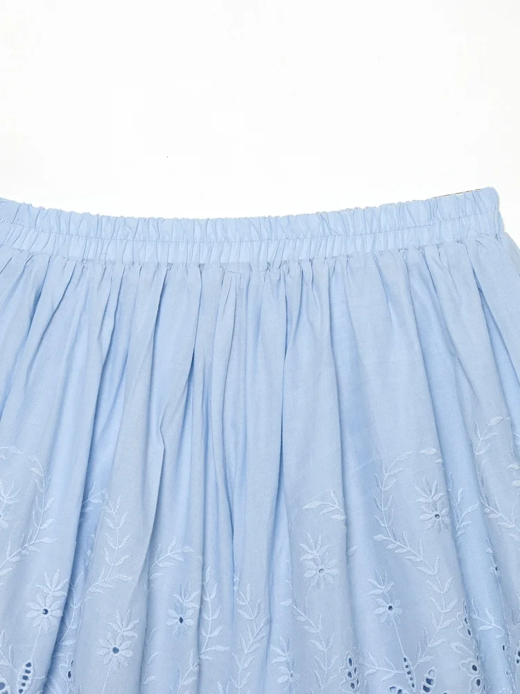 AACHOAE Women Boho Eyelet Embroidered Cotton Shorts High Waist Elastic Waist Scallop Hem Beach Shorts Casual Summer Bottoms
