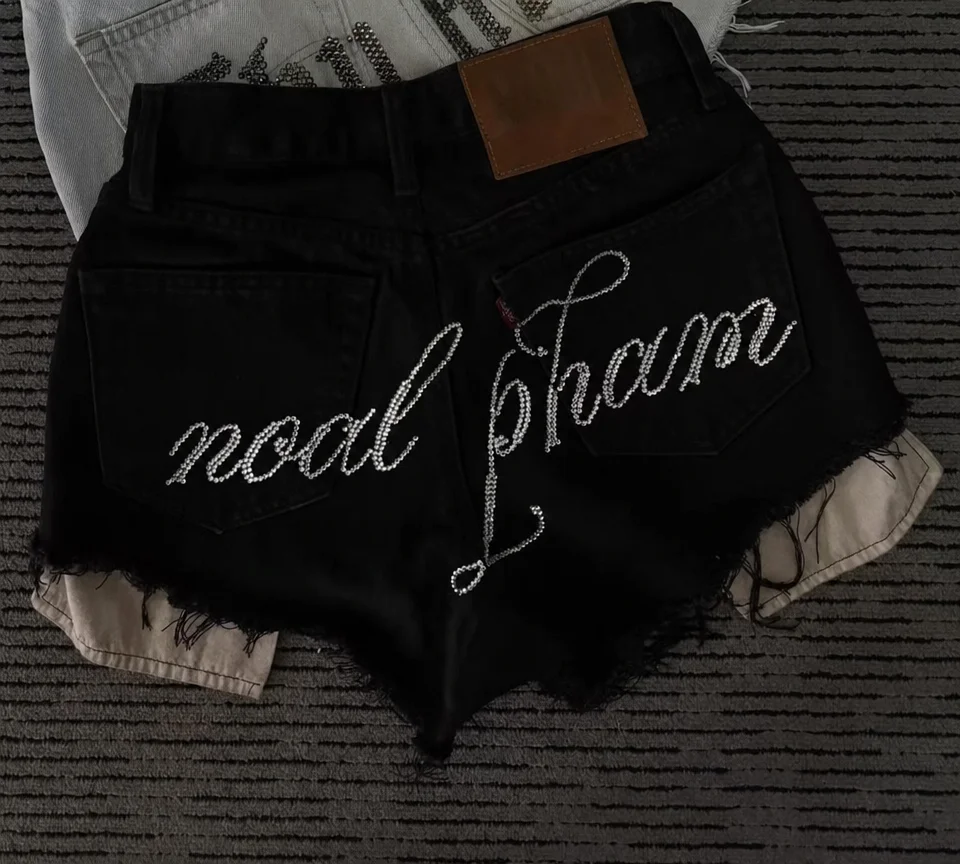 Black Rhinestone Distressed Denim Shorts Women Y2K Streetwear Vintage Frayed Oversized Cotton Casual Urban Fashion Summer Shorts