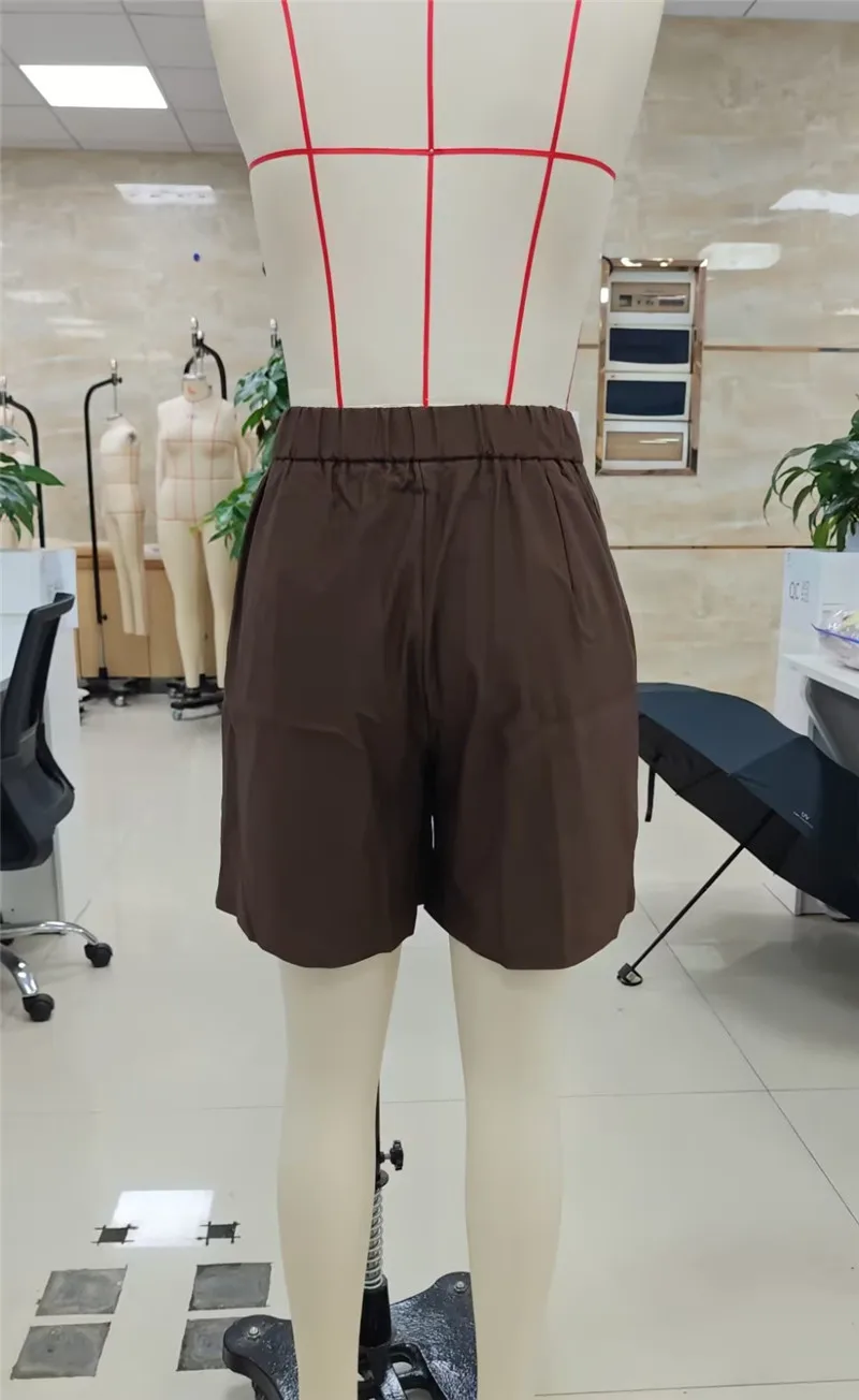 Retro Pleated Knee Length Suit Shorts Ladies High Rise Zipper Fly Side Pocket Loose Fit Daily Streetwear Bermudas