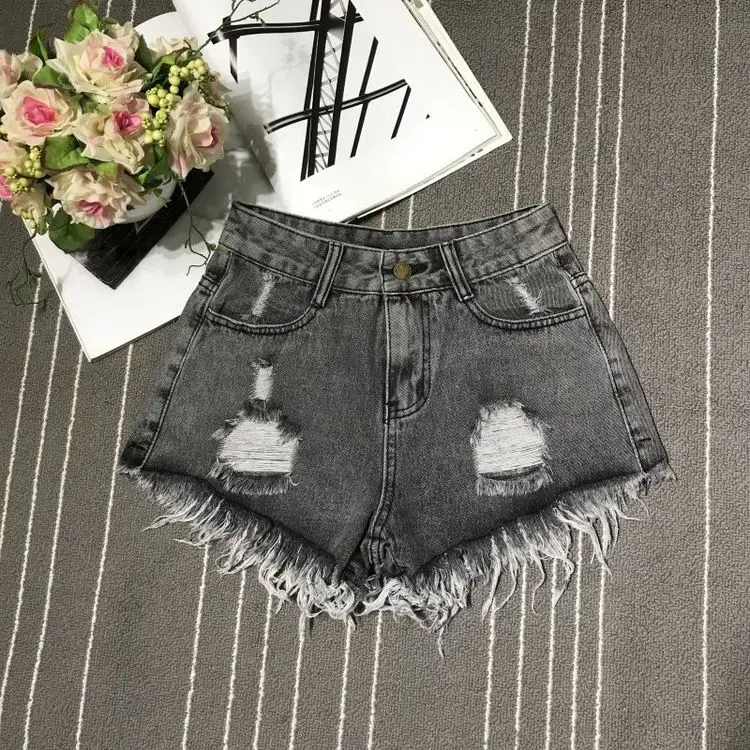 New High Waist Tassel Broken Denim Shorts Female 2026 Summer Korean Version Raw Edge Wide Leg Loose Plus Size Jean Shorts Women