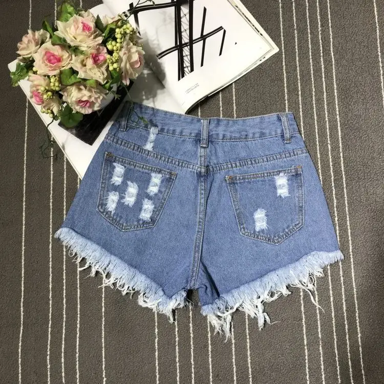 New High Waist Tassel Broken Denim Shorts Female 2026 Summer Korean Version Raw Edge Wide Leg Loose Plus Size Jean Shorts Women