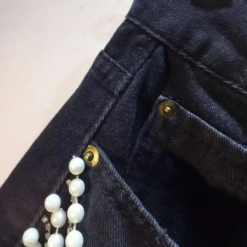 Trendy Women's Spliced Heavy Industry Pearl Chain Denim Shorts 2026 Summer High Waist A-line Short Pants Female Denim Shorts