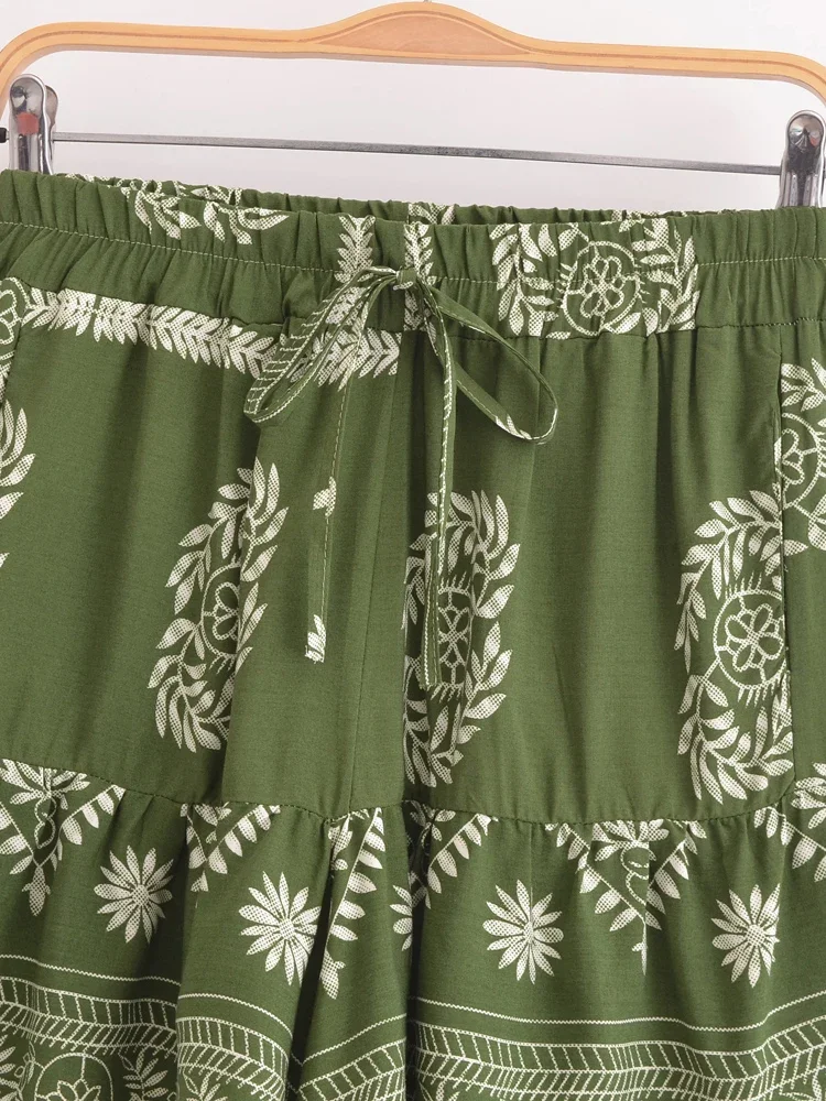 Boho Queens Women 2025 Wild Floral Print Summer Bohemian Short Pants with Pockets Lady Beach Rayon Holiday Boho Shorts
