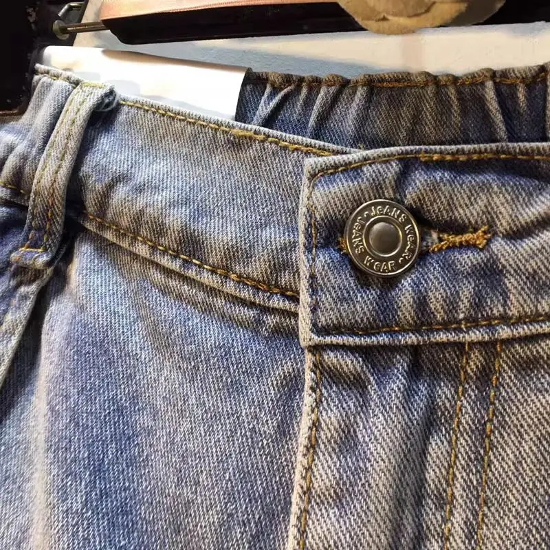 2026 Summer New Embroidery Letter High Waist Cargo Pocket Denim Shorts Women