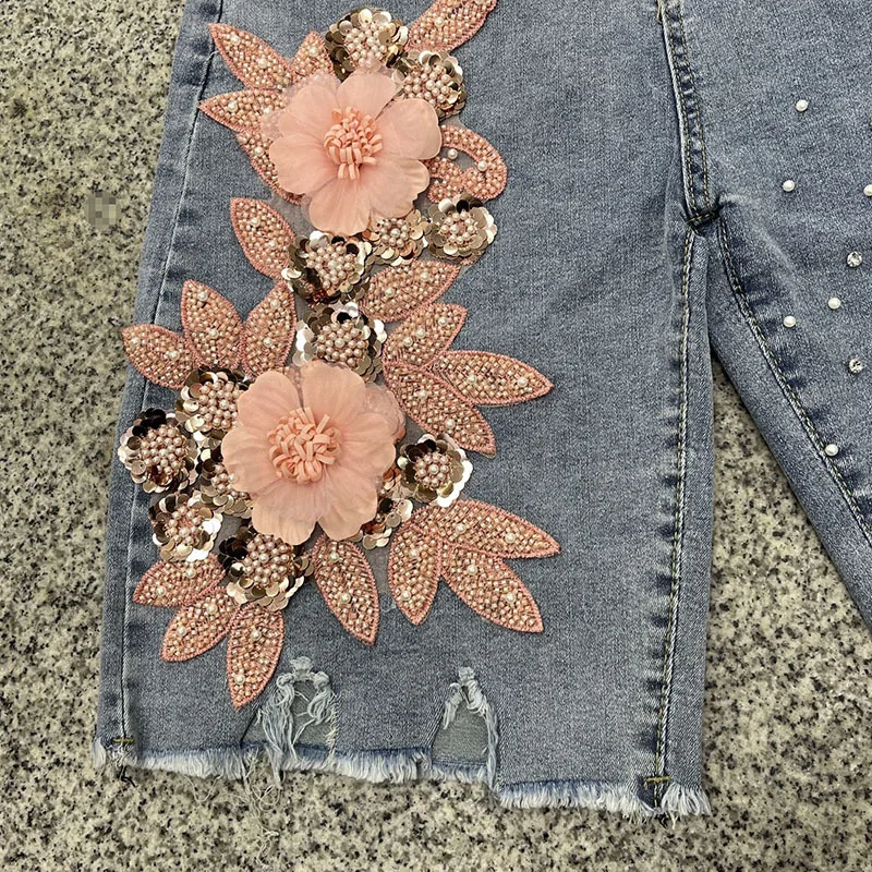 KUCLUT 2026 Summer New Fashion Heavy Beaded 3D Flower Design Denim Shorts For Women High Waist Five-Point Pants Female 1A2287