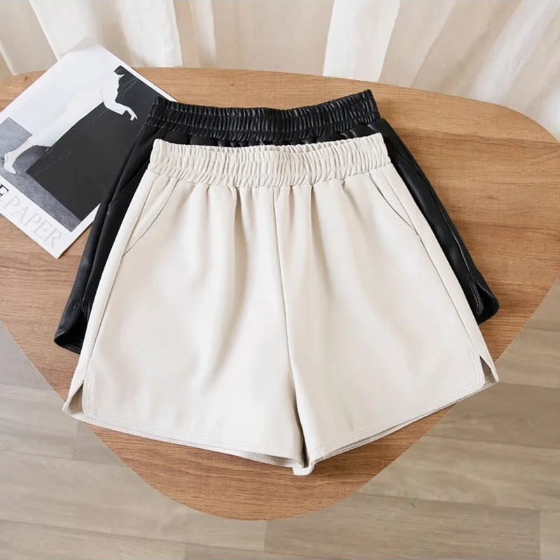 2025 Autumn Winter Women's High-Waisted Slimming PU Leather Black A-Line Pants Loose Wide-Fitting Boots Over-Sized Shorts