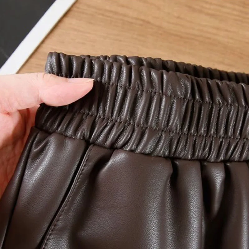 2025 Autumn Winter Women's High-Waisted Slimming PU Leather Black A-Line Pants Loose Wide-Fitting Boots Over-Sized Shorts