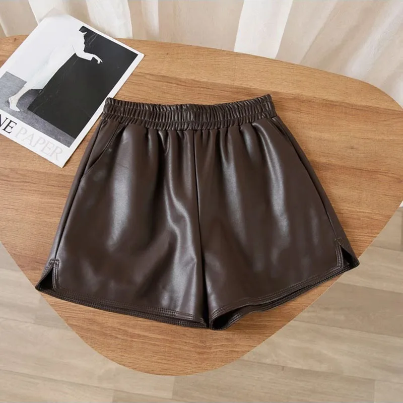 2025 Autumn Winter Women's High-Waisted Slimming PU Leather Black A-Line Pants Loose Wide-Fitting Boots Over-Sized Shorts