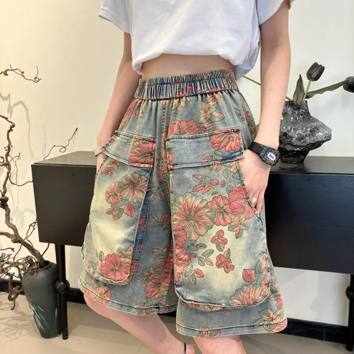 High Waist Casual Jeans Shorts Women Denim Shorts Vintage Summer Floral Print Loose Big Pocket Lady Denim Pants New Chic Clothes