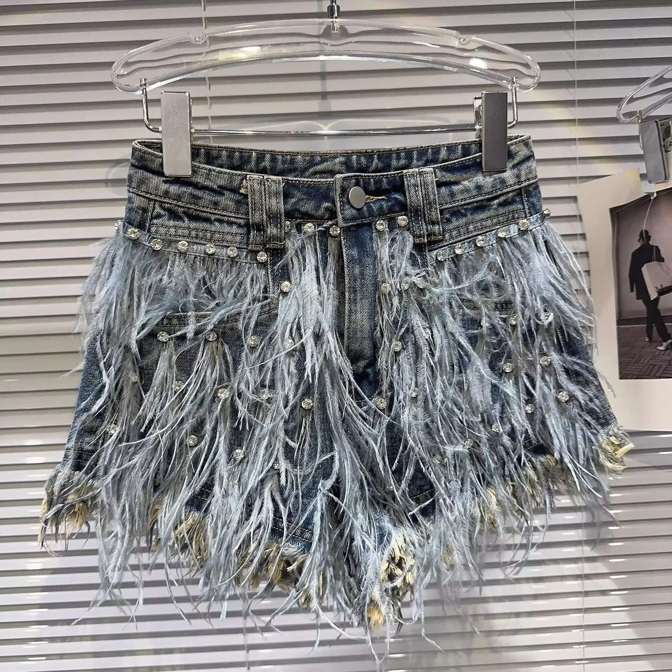 DEAT Streetwear Fashion Diamond Beads Feather Tassels Denim Shorts For Women High Waist Short Pants 2024 Female Autumn 11XX5620
