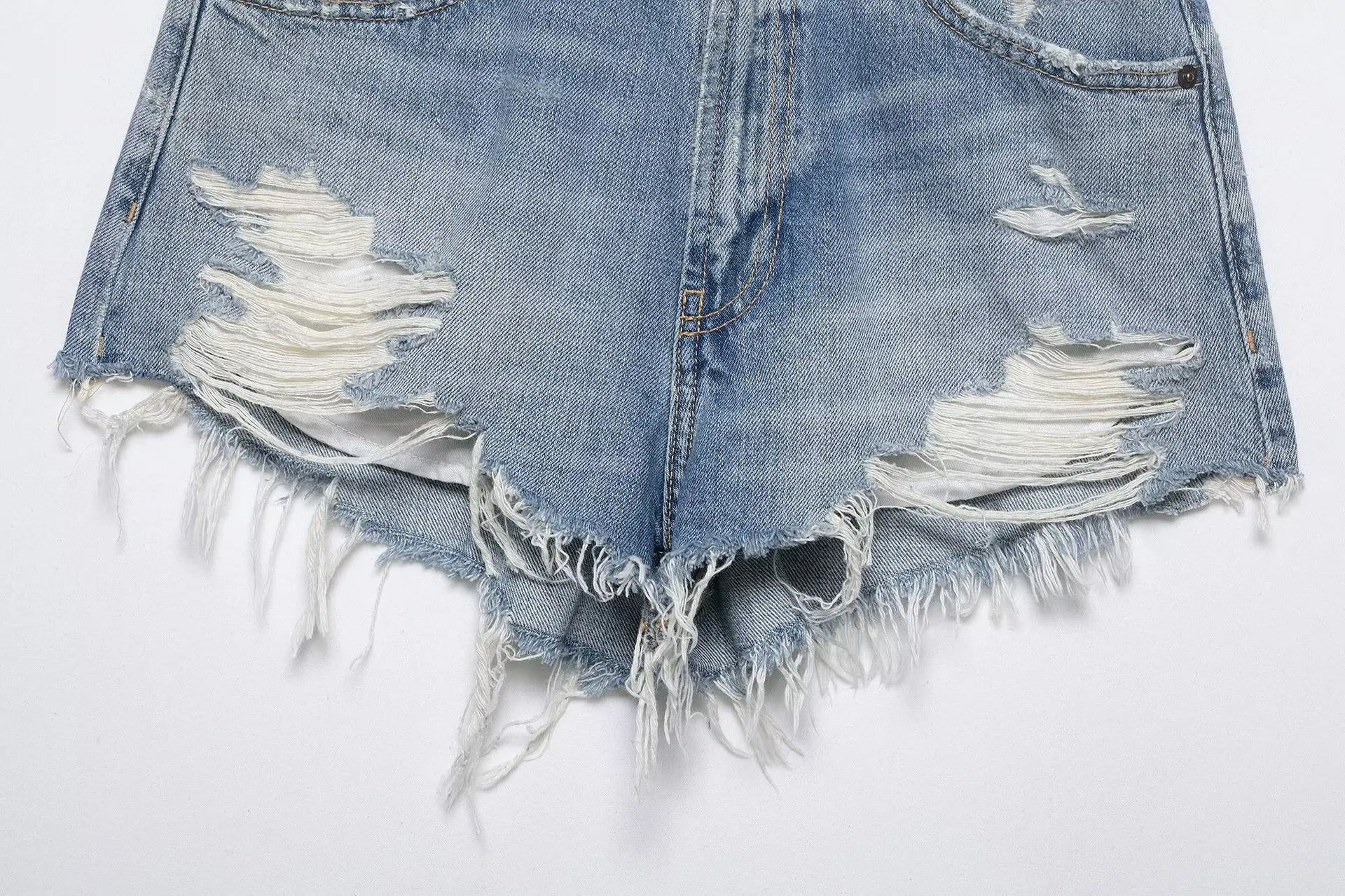 2026 Summer New Women's Hole Shorts Female Fashion High-waisted Casual Short Jeans