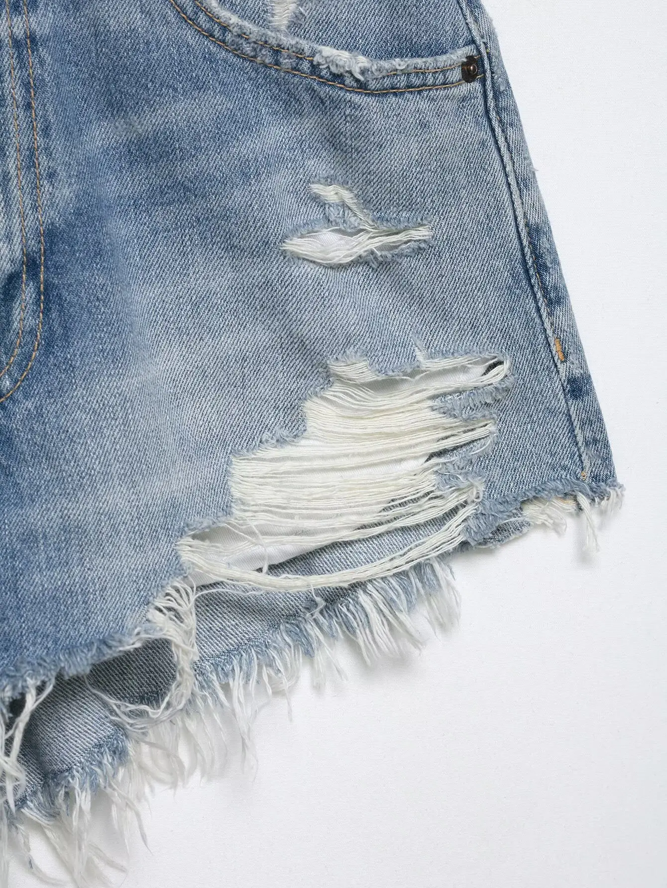 2026 Summer New Women's Hole Shorts Female Fashion High-waisted Casual Short Jeans