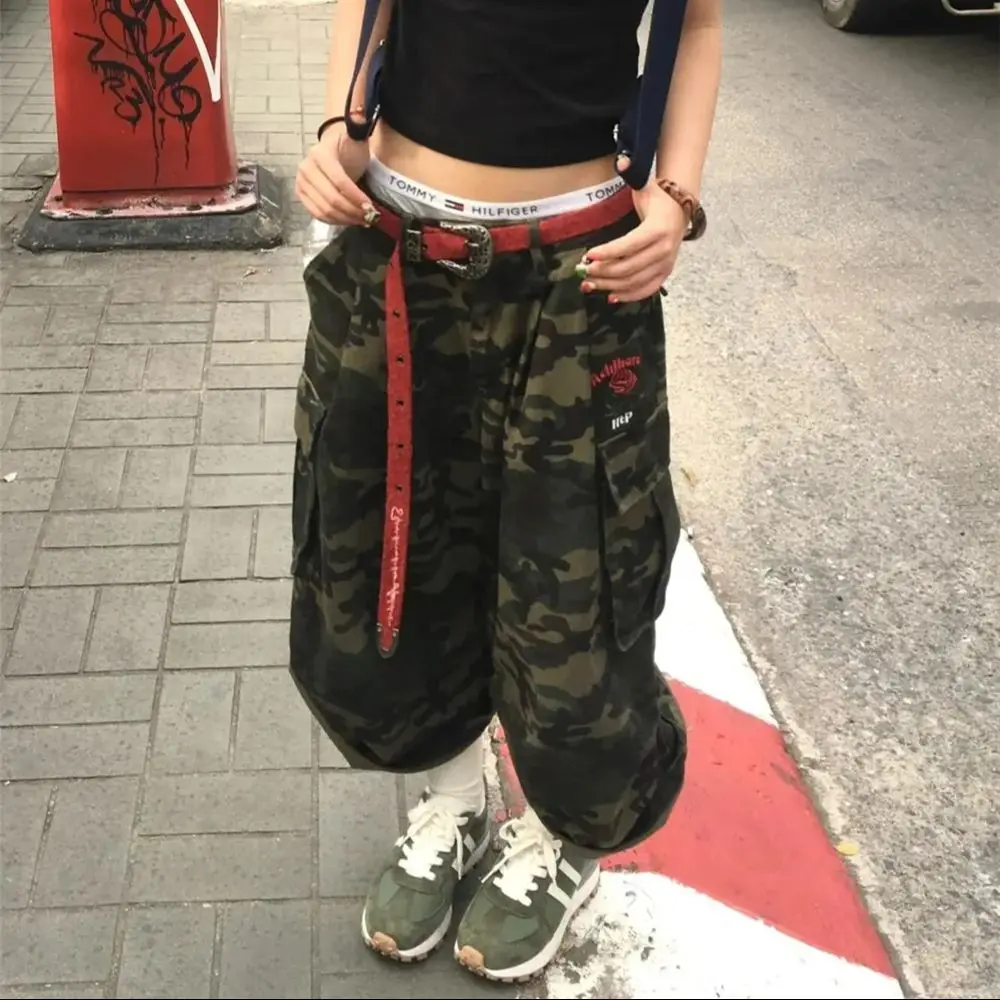 2026 Punk Street Cargo Shorts Woman Casual Summer Camouflage Harajuku Vintage High Waist Loose Y2K Wide Leg Short Women