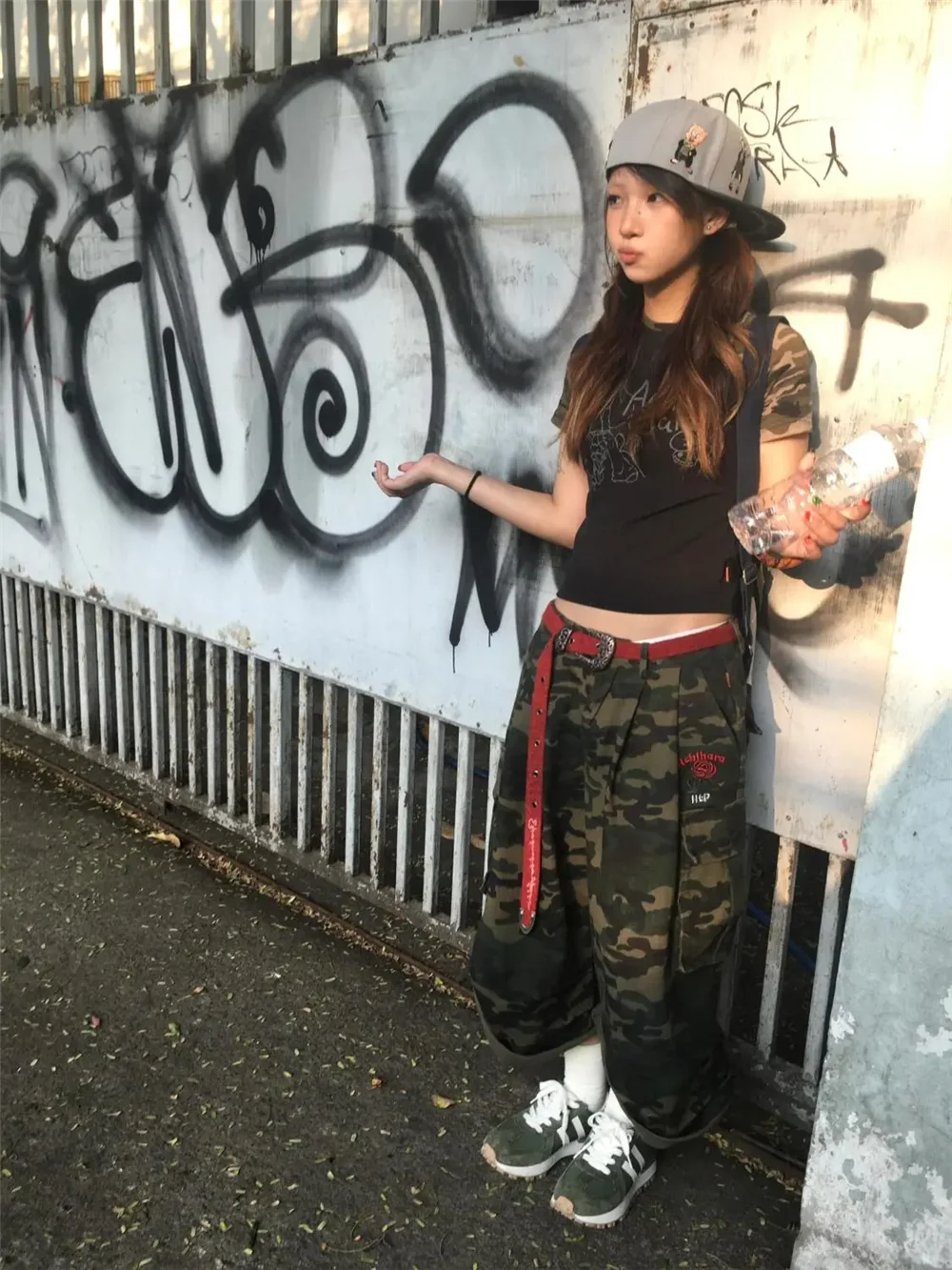 2026 Punk Street Cargo Shorts Woman Casual Summer Camouflage Harajuku Vintage High Waist Loose Y2K Wide Leg Short Women