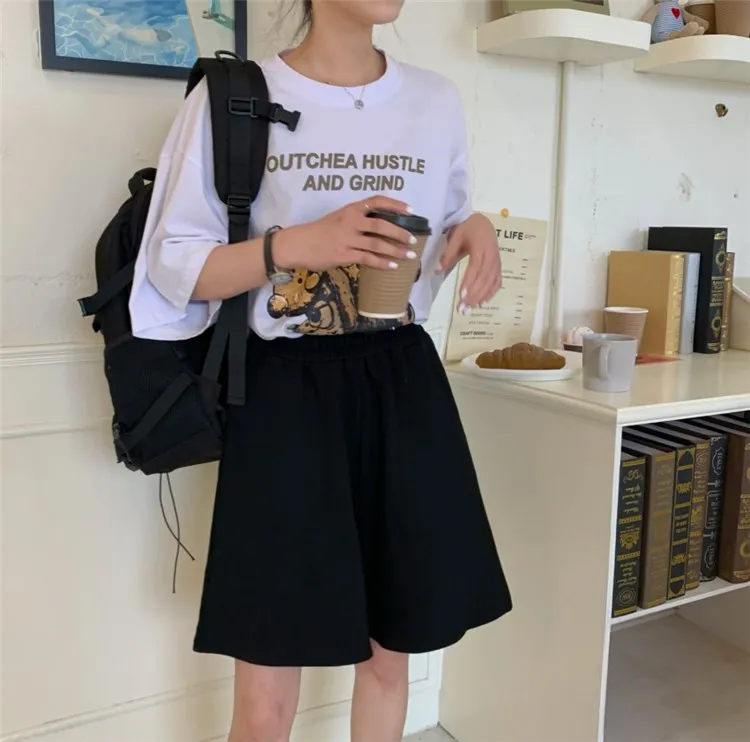 Loose Casual Large Sports Shorts Elastic Waist Korean Style Short High Waist Pants Fitness Running Shorts Women Summer Harajuku