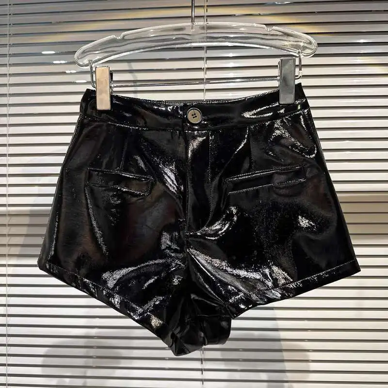 DEAT Trend Streetwear PU Leather Wide Leg Shorts Women's High Waist Texture Designer Short Pants Female 2026 Spring New 11XX1900