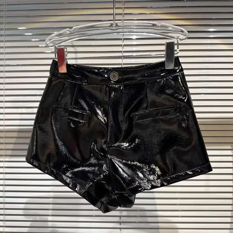 DEAT Trend Streetwear PU Leather Wide Leg Shorts Women's High Waist Texture Designer Short Pants Female 2026 Spring New 11XX1900