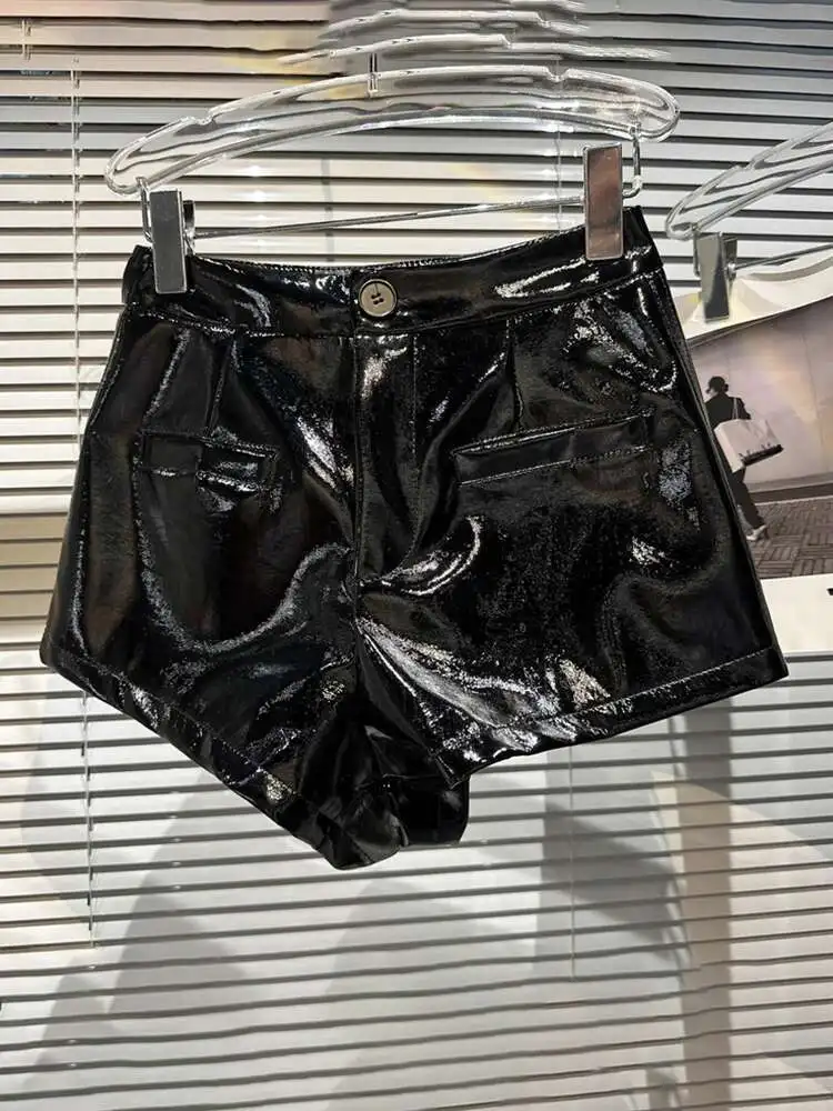 DEAT Trend Streetwear PU Leather Wide Leg Shorts Women's High Waist Texture Designer Short Pants Female 2026 Spring New 11XX1900