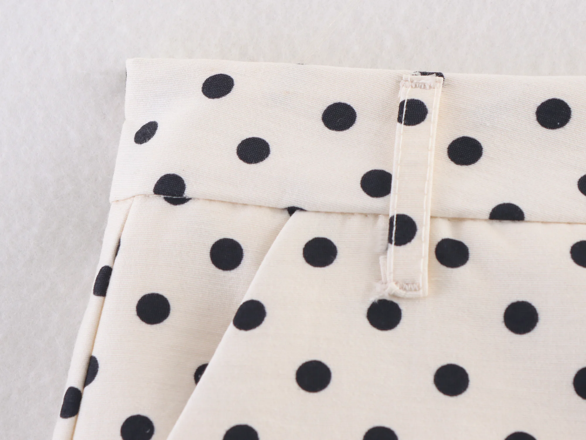 YENKYE 2025 Vintage Polka Dot Shorts Women Mid-rise Casual Summer Short Pants Pantalones Cortos
