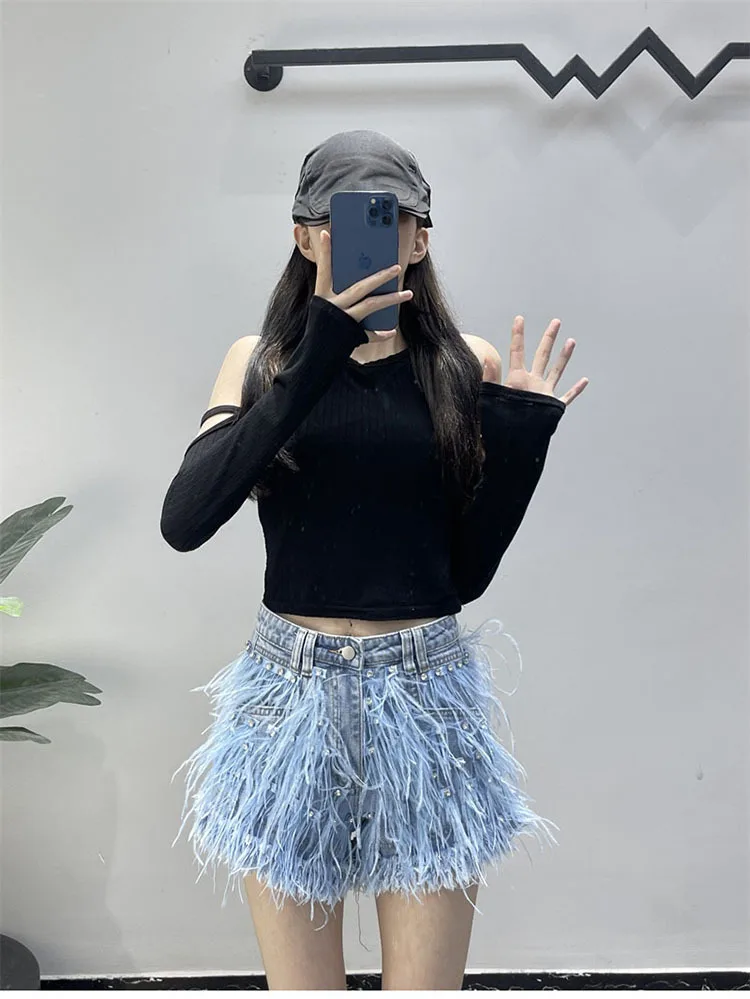 Summer Street Hot Girls Short Jeans Female Chic Feather Diamond Denim Shorts Women Retro Washed Hot Pants Sexy Night Club Shorts