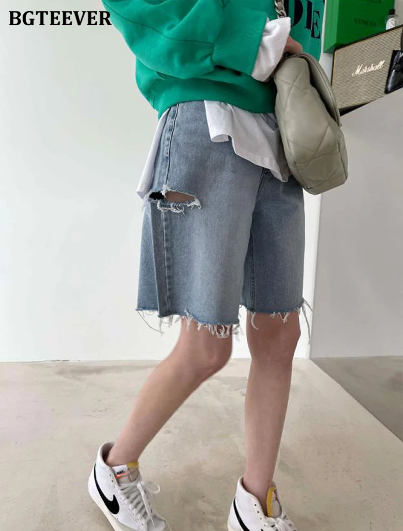 BGTEEVER Spring Summer Loose Ripped Holes Ladies Wide Leg Jeans Shorts High Waist Pockets Straight Women Denim Shorts 2022