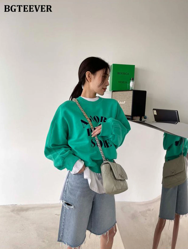 BGTEEVER Spring Summer Loose Ripped Holes Ladies Wide Leg Jeans Shorts High Waist Pockets Straight Women Denim Shorts 2022