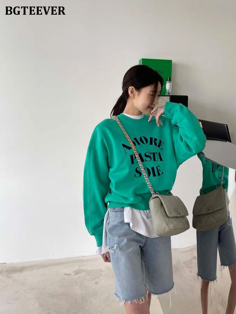 BGTEEVER Spring Summer Loose Ripped Holes Ladies Wide Leg Jeans Shorts High Waist Pockets Straight Women Denim Shorts 2022