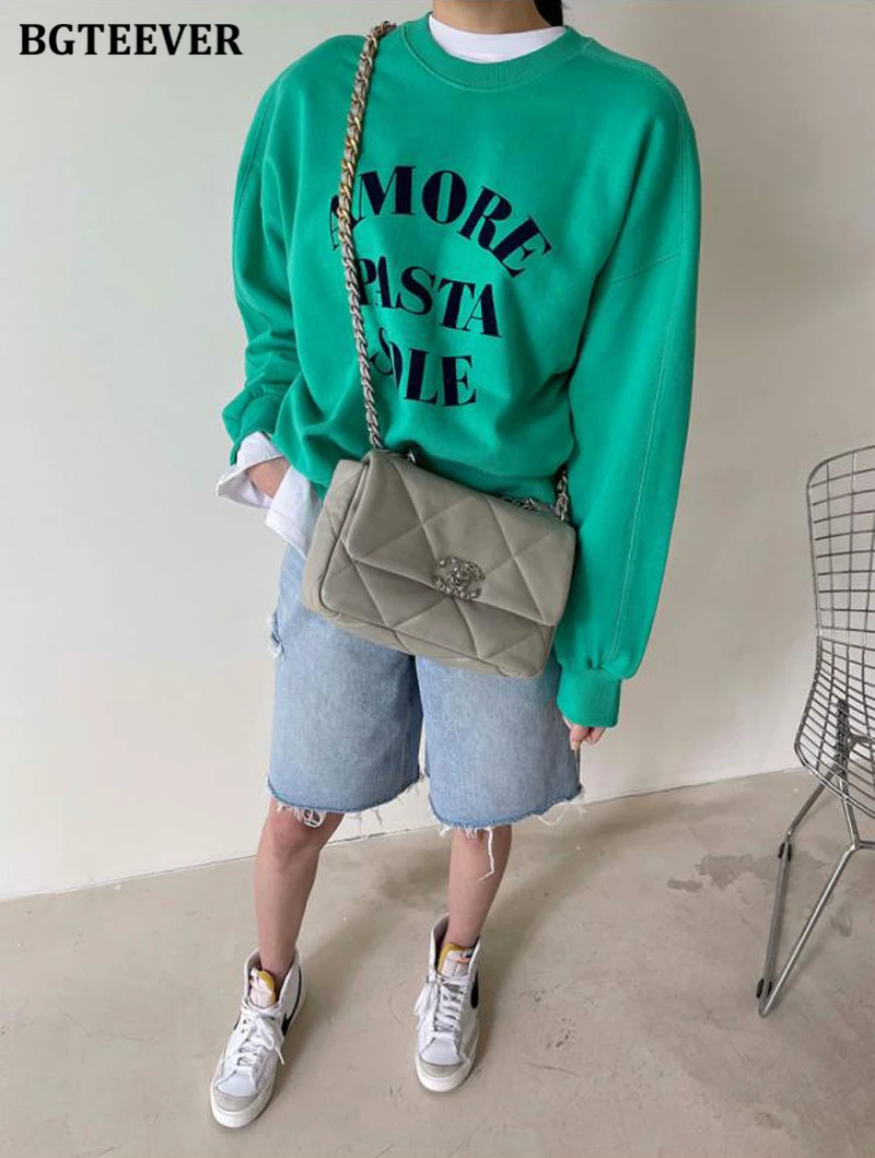 BGTEEVER Spring Summer Loose Ripped Holes Ladies Wide Leg Jeans Shorts High Waist Pockets Straight Women Denim Shorts 2022