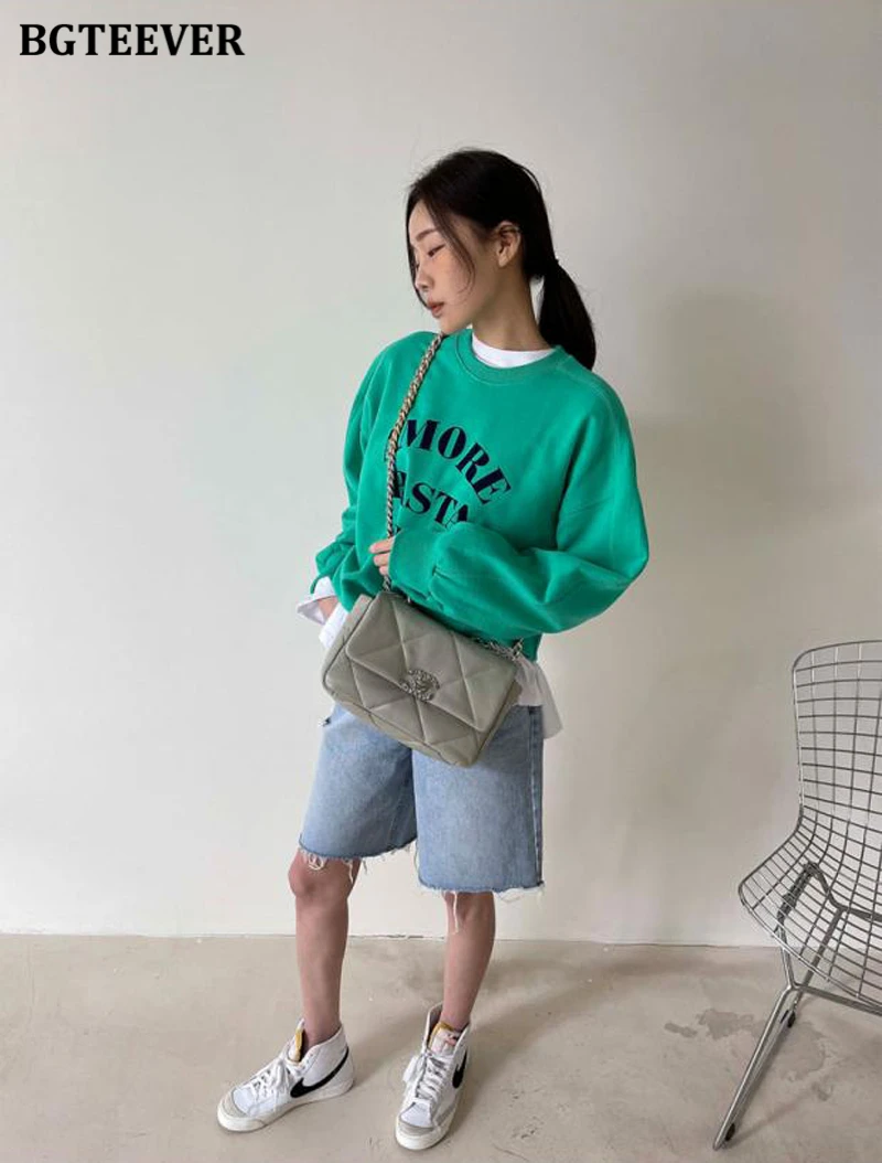 BGTEEVER Spring Summer Loose Ripped Holes Ladies Wide Leg Jeans Shorts High Waist Pockets Straight Women Denim Shorts 2022