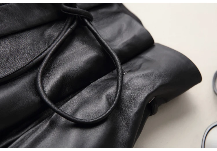 2025 Spring Ladies New Europe/America High Waist Genuine Leather Shorts Women Tether Belt Loose Wide Short Pants Street Scanties