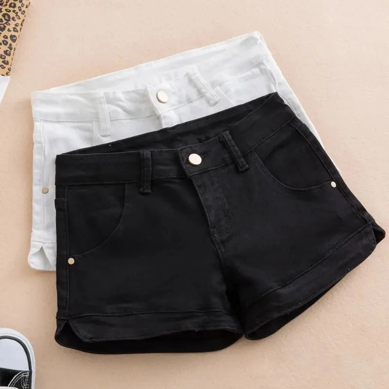 White Denim Shorts Women Low waisted 2026 New Korean version Slim Elastic Skinny Buttocks Wrapped Sexy Short Hot pants Female