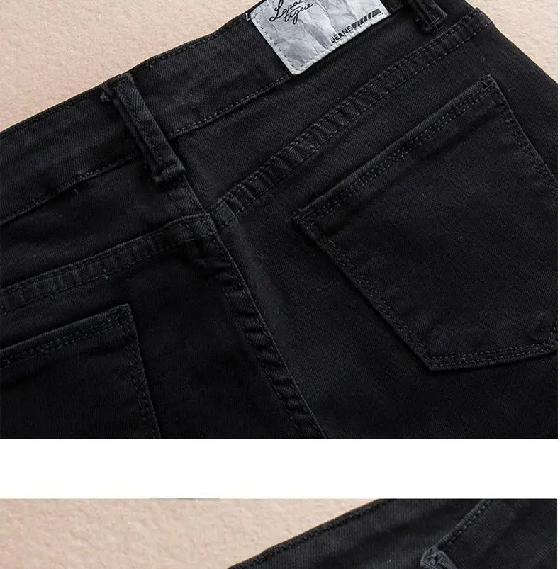 White Denim Shorts Women Low waisted 2026 New Korean version Slim Elastic Skinny Buttocks Wrapped Sexy Short Hot pants Female