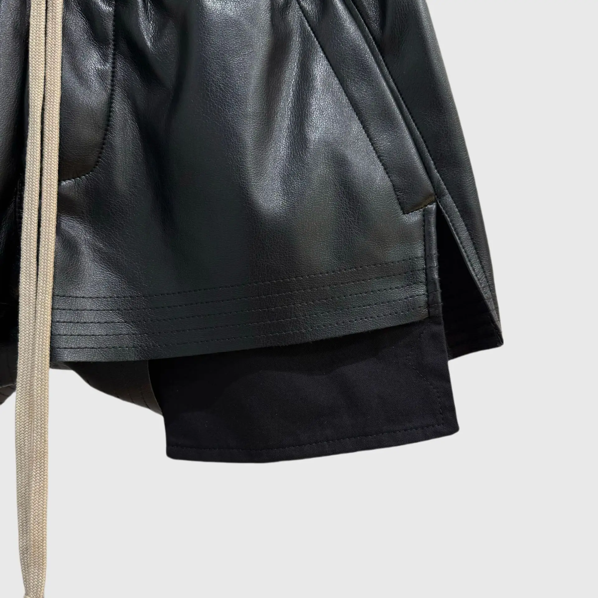 High Street Women's Dark Style Shorts Black PU Leather Elastic Waistband Drawstring Style Showing Leg Length Fashionable Shorts