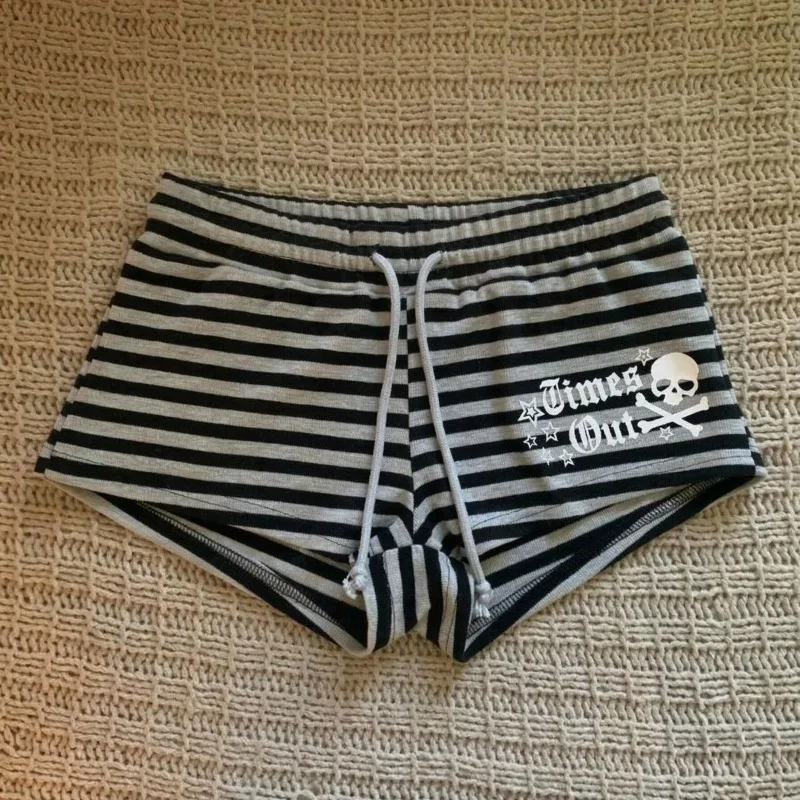 Women Shorts Pantalones Cortos De Mujer Casual Fashion Summer Y2k Pants 2026 New Bottoms Pink Striped Skull Print Chic Shorts