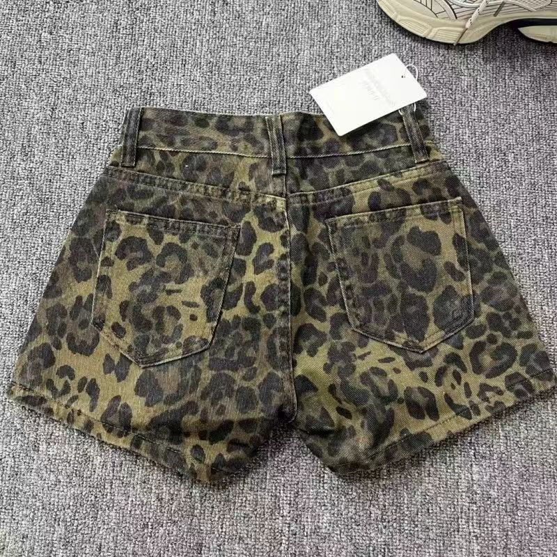 Summer New Leopard Print Denim Shorts Women Vintage Y2K Low Waist Streetwear Shorts Female Retro Pocket Button-Up Short Jeans