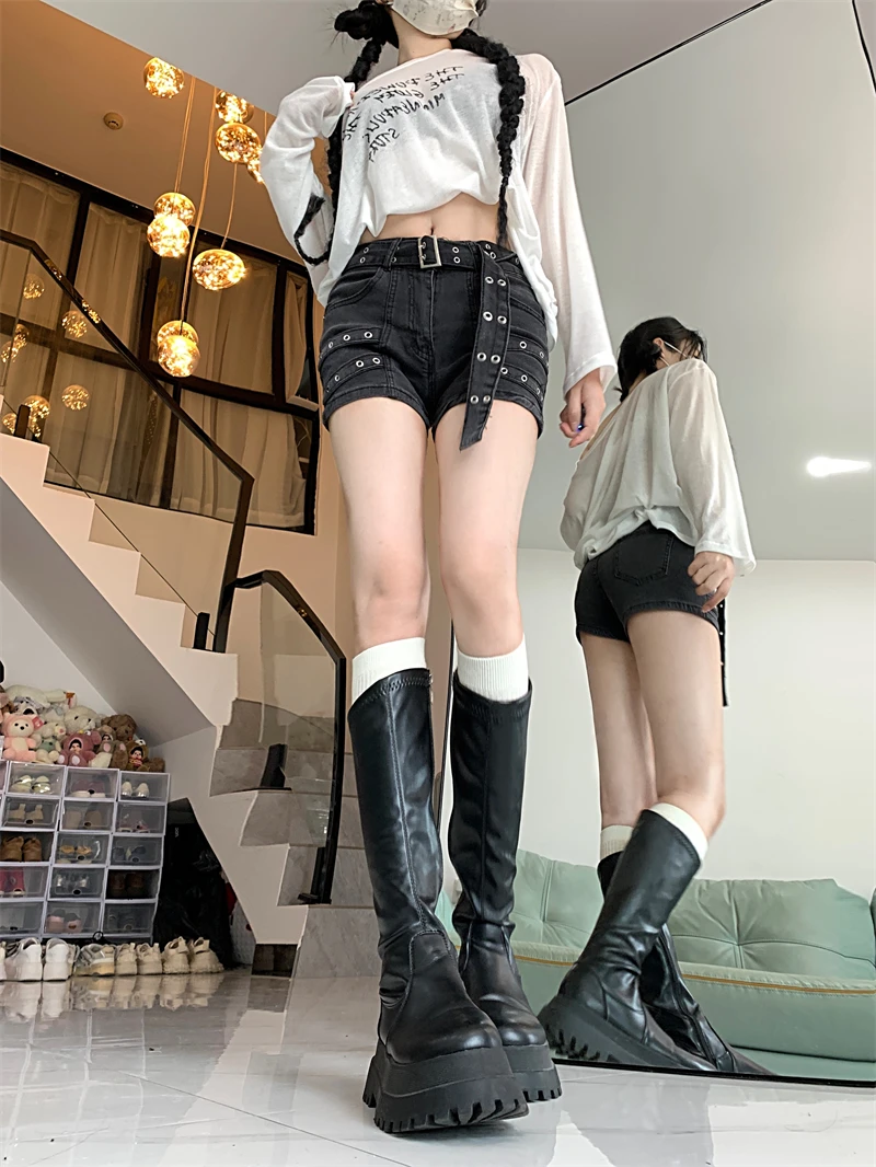 Women Black Gothic Denim Shorts Y2k Jeans Short Pants Harajuku Aesthetic Vintage Cowboy Shorts 2000s Trashy Clothes Summer 2024