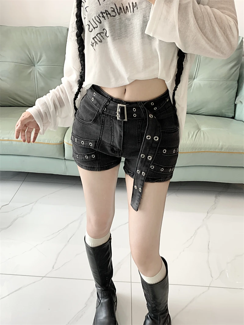 Women Black Gothic Denim Shorts Y2k Jeans Short Pants Harajuku Aesthetic Vintage Cowboy Shorts 2000s Trashy Clothes Summer 2024