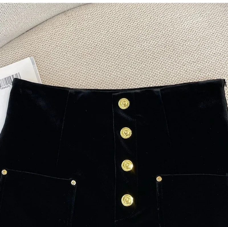 New Autumn Fashion Velvet Shorts High Waist Single Breasted Office Lady A-line Wide Leg Shorts Solid Color Women's Clothing