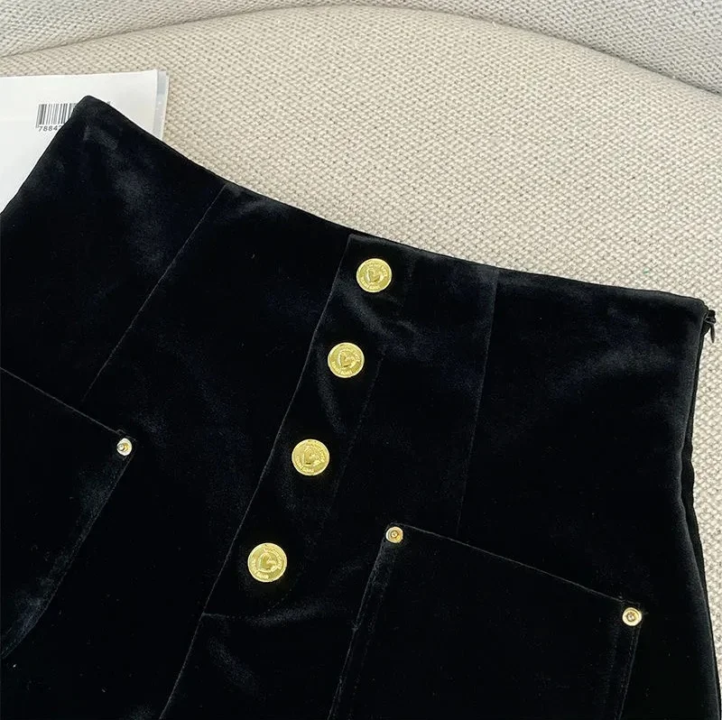 New Autumn Fashion Velvet Shorts High Waist Single Breasted Office Lady A-line Wide Leg Shorts Solid Color Women's Clothing