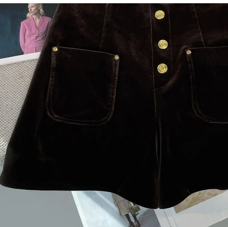 New Autumn Fashion Velvet Shorts High Waist Single Breasted Office Lady A-line Wide Leg Shorts Solid Color Women's Clothing