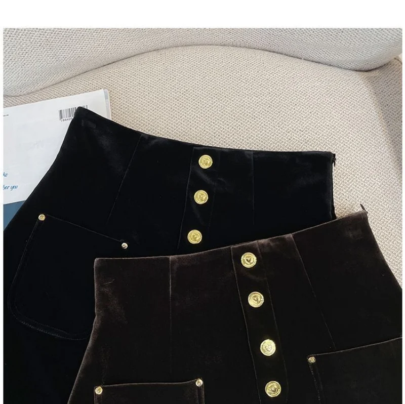 New Autumn Fashion Velvet Shorts High Waist Single Breasted Office Lady A-line Wide Leg Shorts Solid Color Women's Clothing