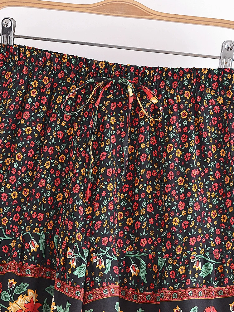 Vintage Chic Women Wild Floral Print Happie Summer Bohemian Short Ladies Beach Large Size High Waist Rayon Boho Shorts