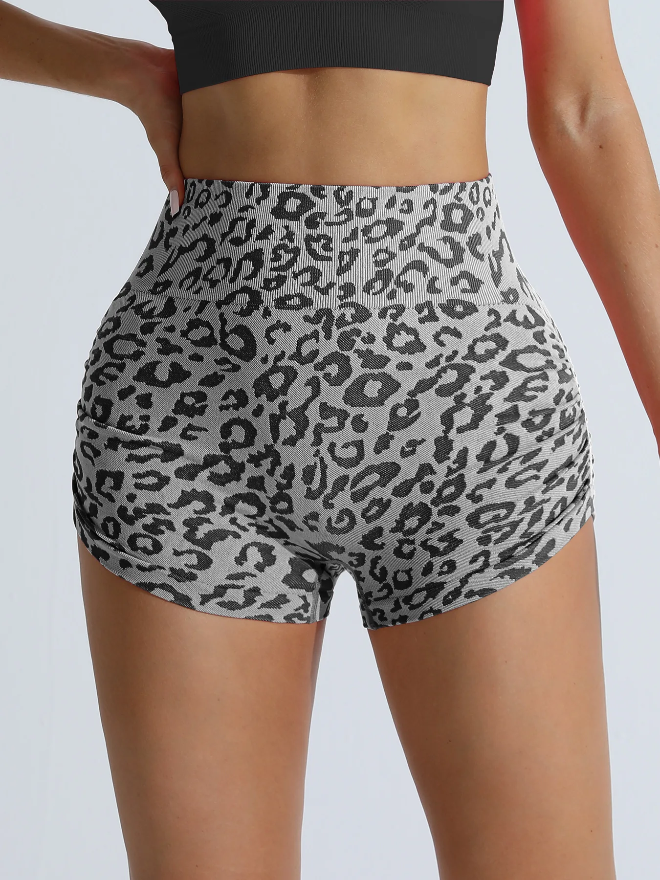Women High Waist Leopard Print Shorts Seamless Slim Leggings Sexy Hip Liftting Gym Running Cycling Yoga Shorts Summer for Women