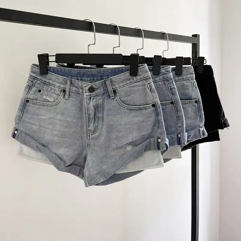 Retro Ripped Low-rise Denim Shorts Women 2026 Summer Hip-wrapped Jean Hot Pants Booty Shorts