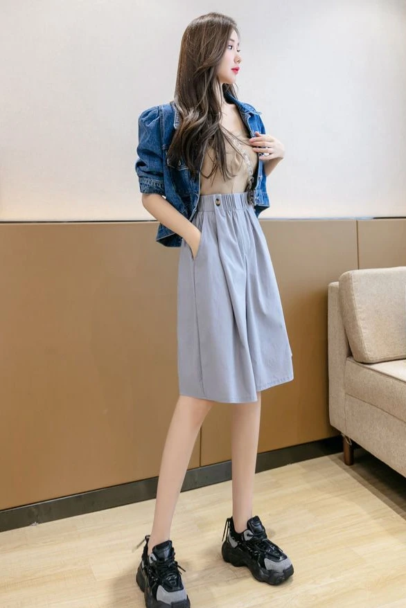 Shorts for Women Culotte Half Wide Knee Length High Waist Skirt Pants Mid Short Woman Bermuda Designer Wholesale Casual Design